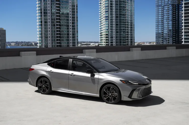 TOYOTA Carmy